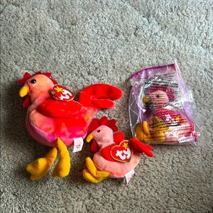 TY Beanie Babies Rooster Plush Set of 3. 2 are teenie babies with 1 new in pack